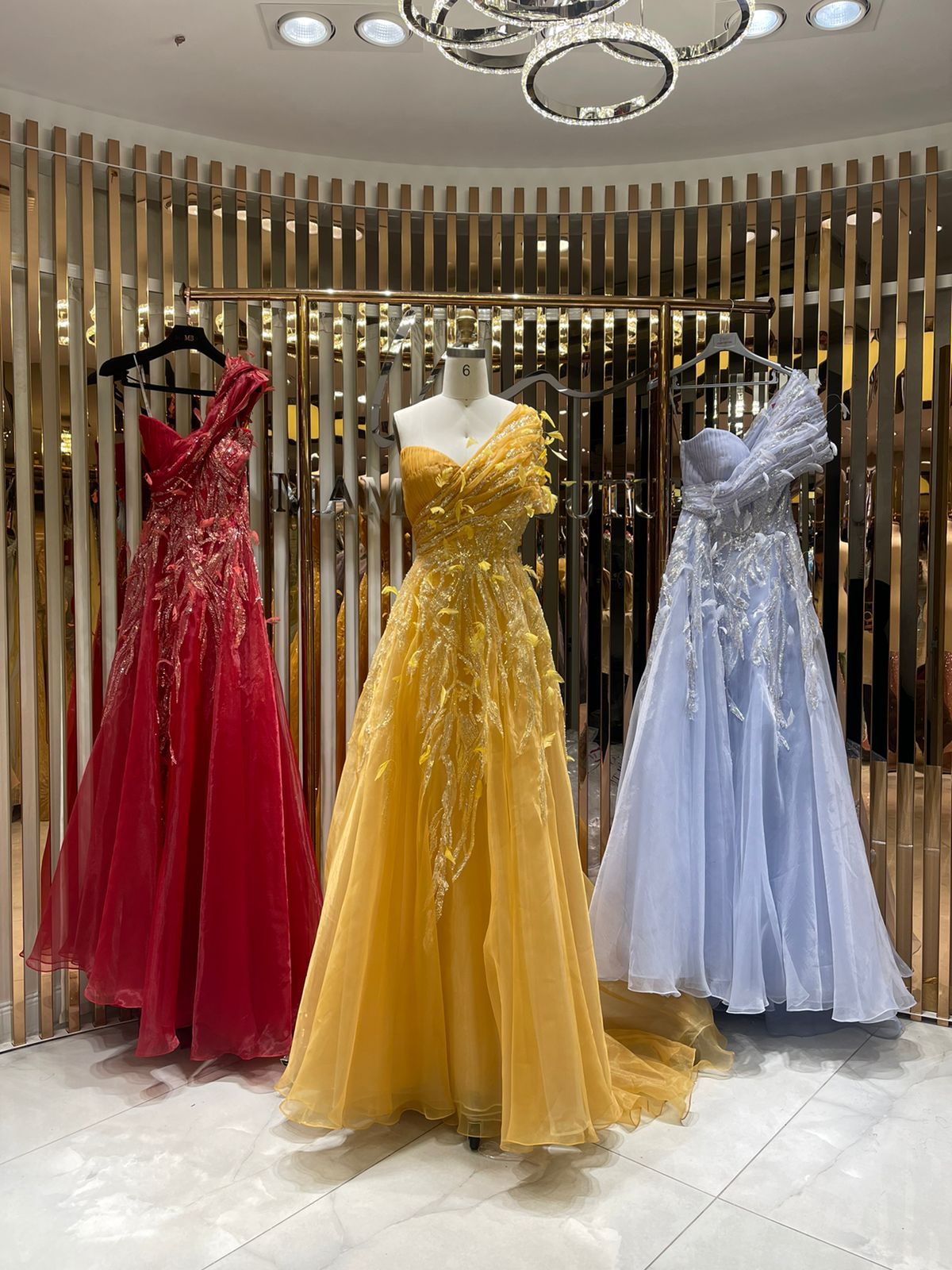 Flowy Red and Minimal Feathers